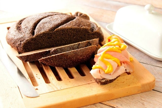 Dark Rye Pumpkin Yeast Bread - www.kudoskitchenbyrenee.com Dark Rye Pumpkin Yeast Bread