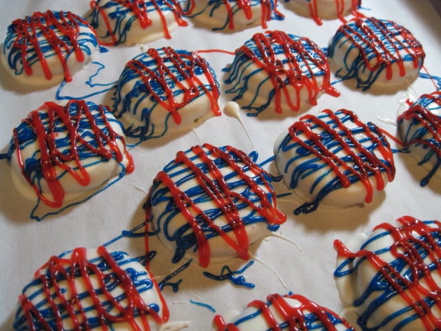 4th of July White Chocolate Dipped Cookie Recipe