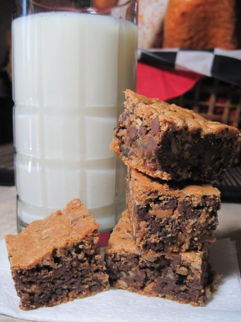 Loaded Chocolate Cookie Bar Recipe