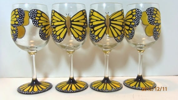 Spinach, Chickpea and Red Pepper Salad Yellow Monarch Butterfly Wine Glasses