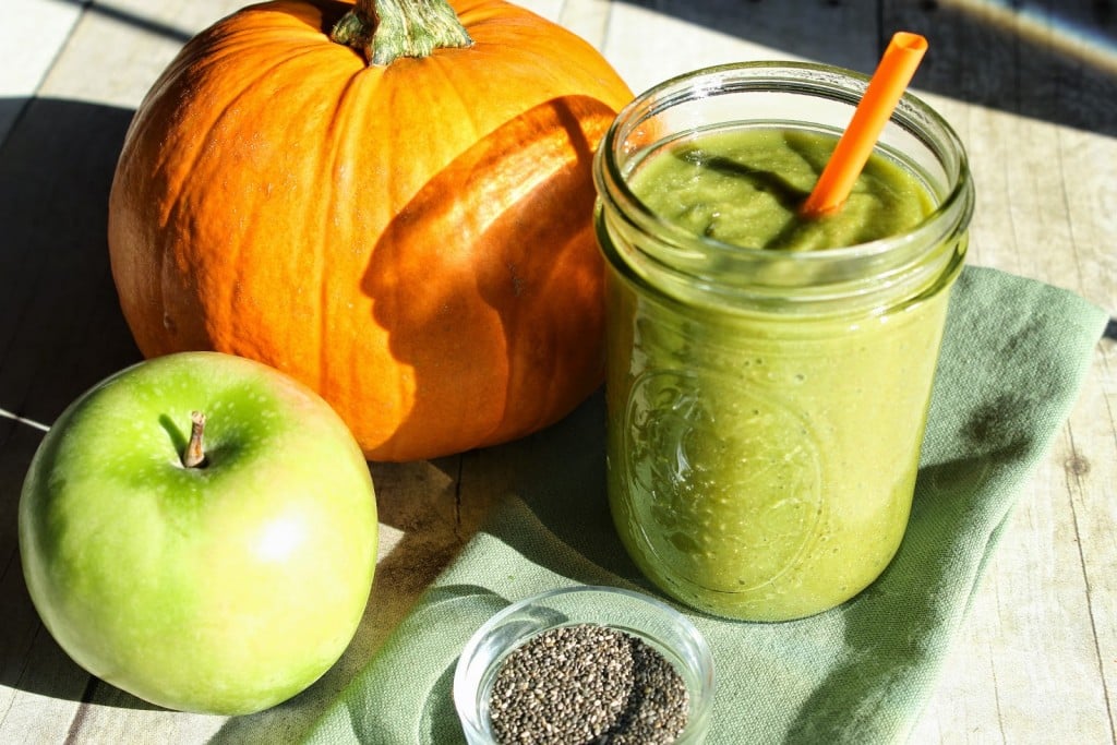 This is super healthy and delicious. The greens go totally undetected and the pumpkin adds a nice, healthy surprise. 