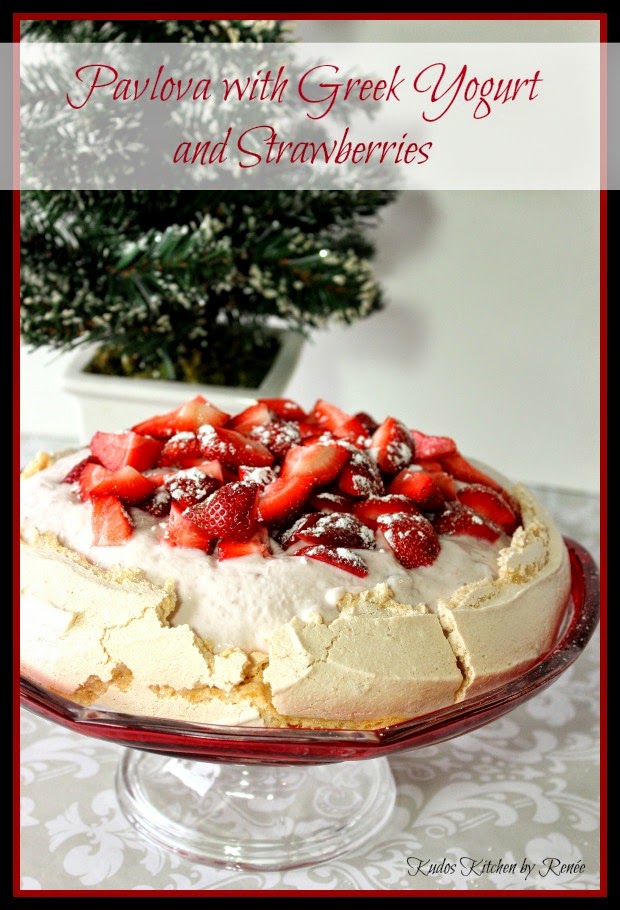 Pavlova with Greek Yorgurt and Strawberries Recipe