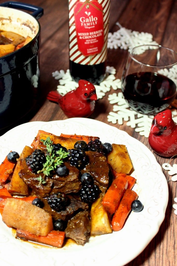 Holiday Braised Short Ribs Holiday Braised Short Ribs with Carrots, Parsnips and Berries