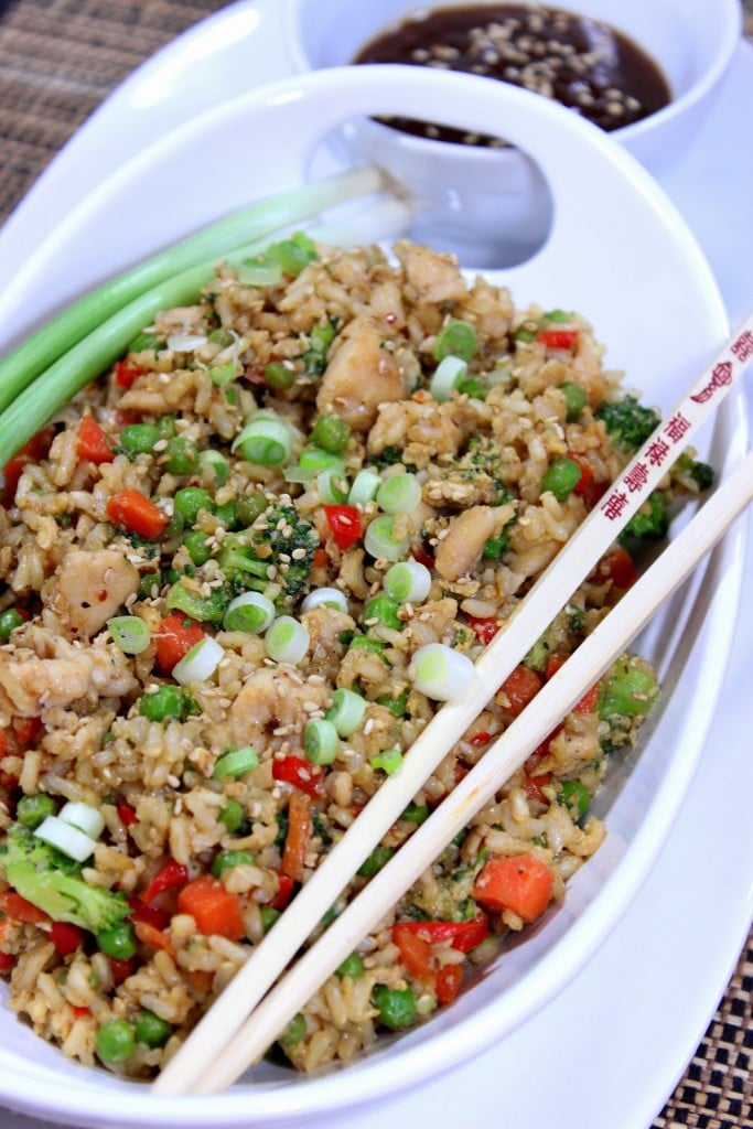 Chicken Fried Rice with Sesame Seeds and Almonds Chicken Fried Rice with Sesame Seeds and Almonds #SundaySupper #McSkilletSauces
