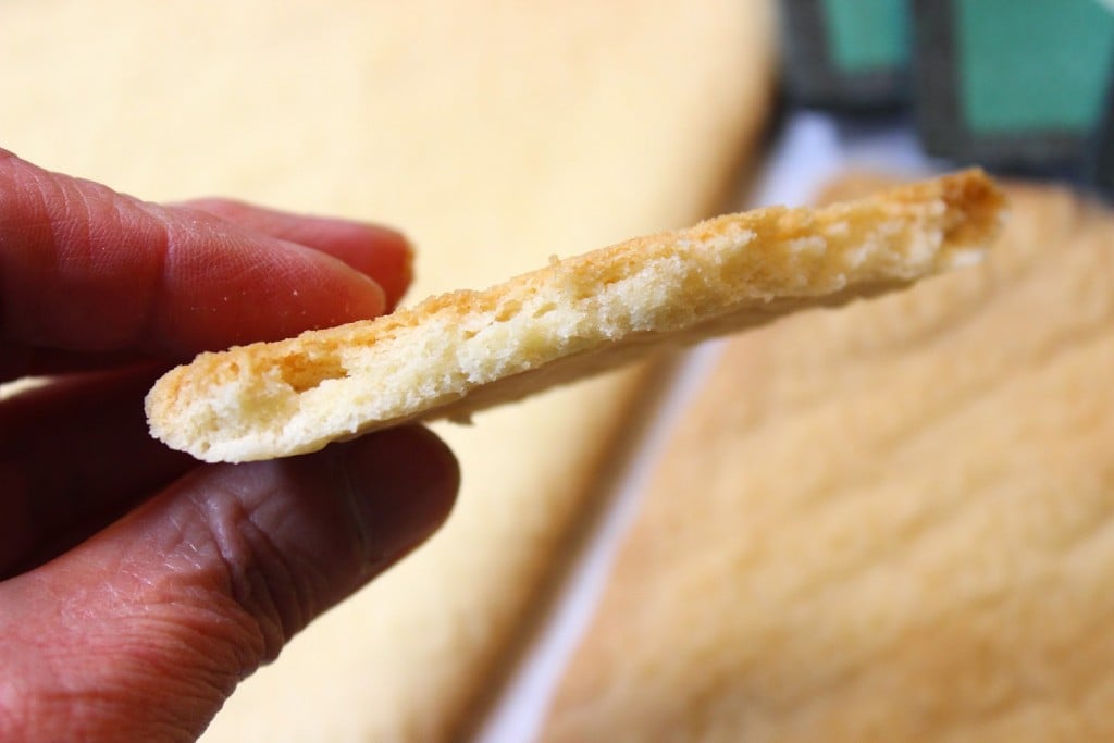 Traditional Irish Shortbread is rich, flaky and buttery. - Kudos Kitchen by Renee