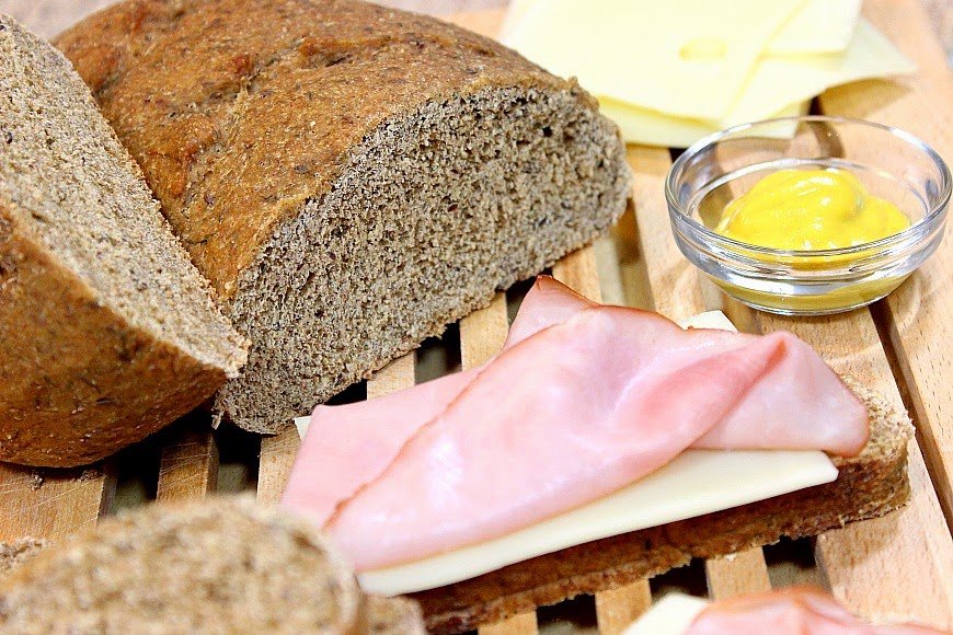Homemade rye bread with dill is hearty and delicious for sandwich making or toasting. www.kudoskitchenbyrenee.com