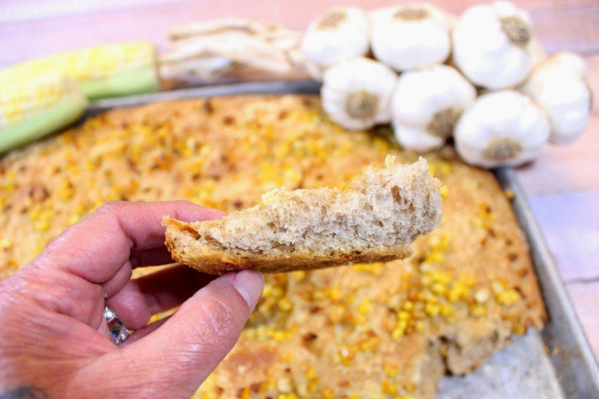 Garlic Lovers Focaccia with Shallots and Sweet Corn - www.kudoskitchenbyrenee.com Garlic Focaccia with Sweet Corn