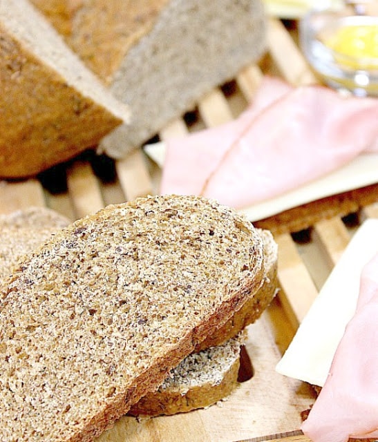 Homemade Rye Bread with Dill