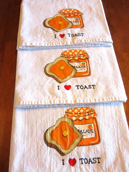 I Love Toast Painted Tea Towels - www.etsy.com/shop/kudoskitchenpaints I Love Toast Painted Tea Towels