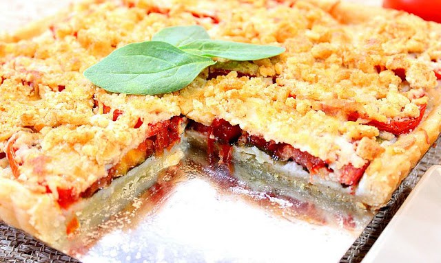 Tomato Spinach Tart with Cheesy Cornmeal Crust