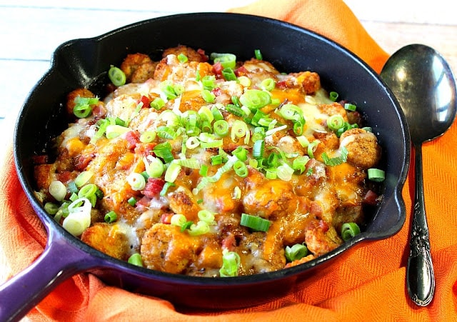 Tater Tot Poutine - www.kudoskitchenbyrenee.com Tater Tot Poutine