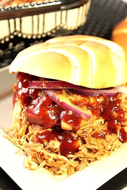 Slow-Cooker BBQ Pulled Chicken Sandwiches