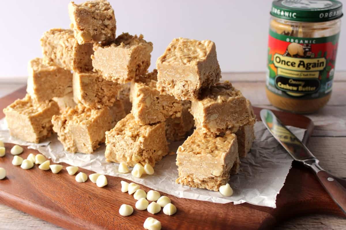 no-bake oatmeal cashew coconut bars