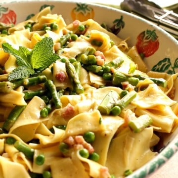 Springtime pasta with peas, asparagus and mint.