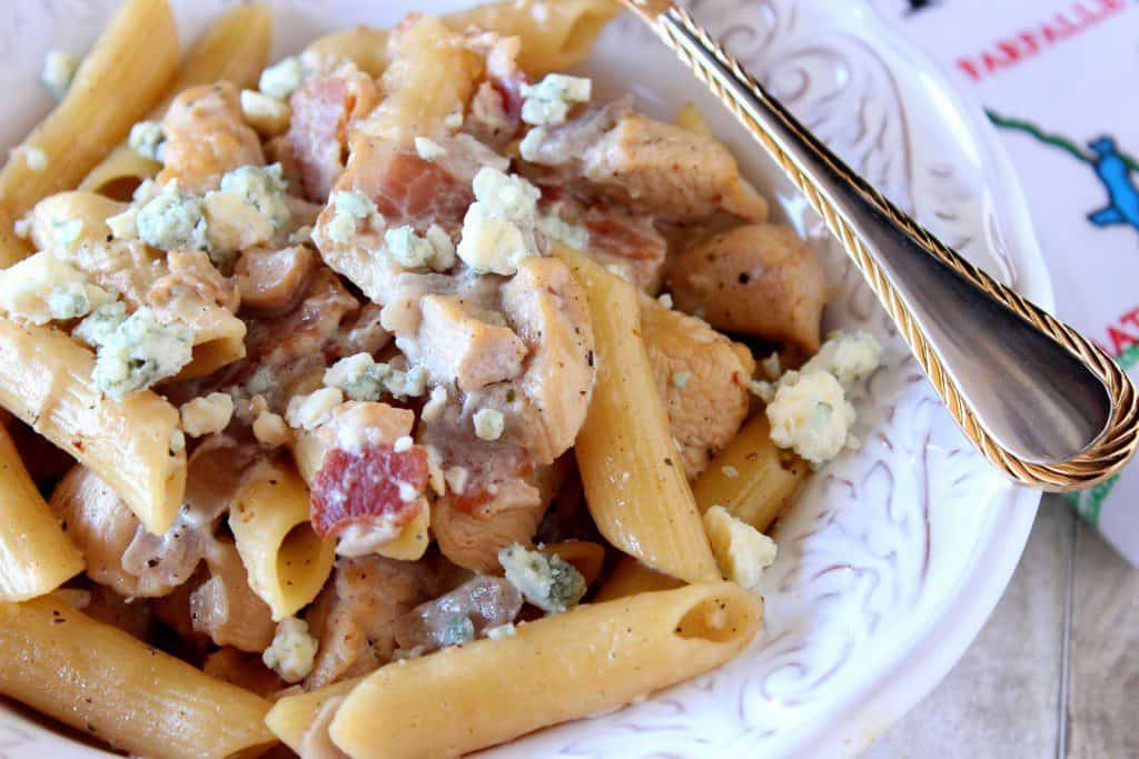 Pasta with Chicken, Bacon and Blue Cheese