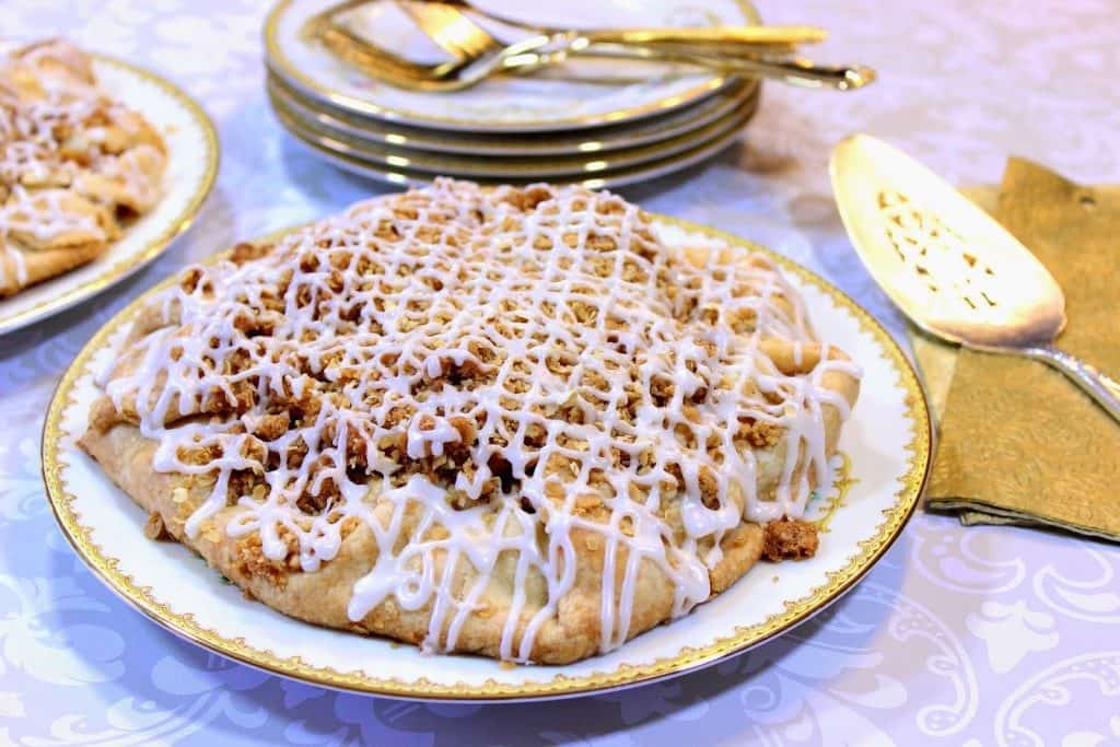 Rustic Apple Crostata - www.kudoskitchenbyrenee.com