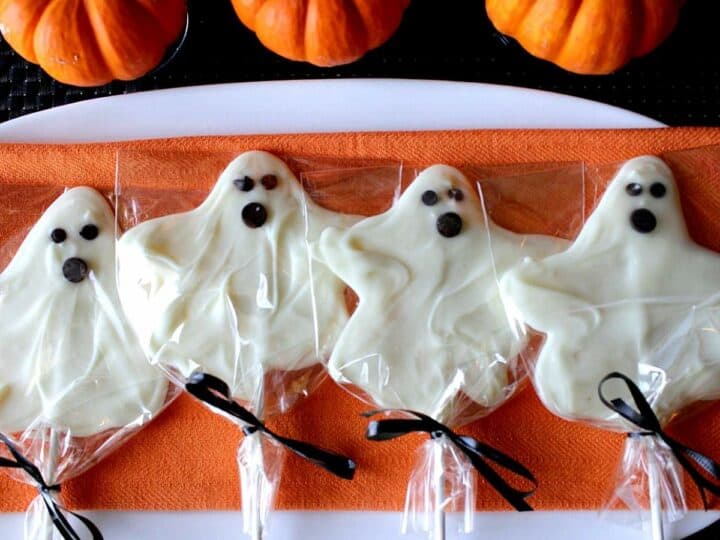 White Chocolate Ghost Pops Recipe Kudos Kitchen By Renee