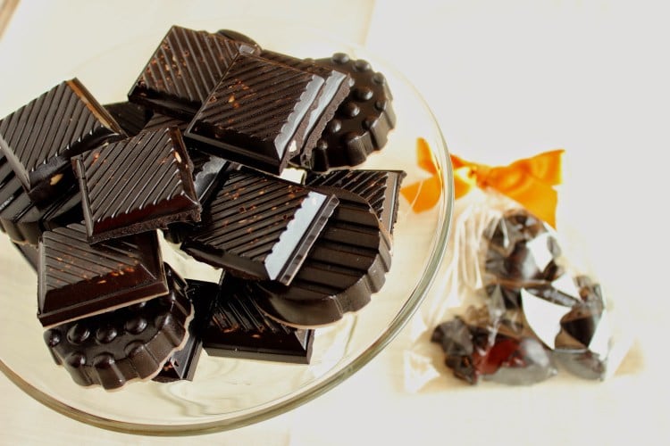 Easy Dark Chocolate Candy with Almonds 