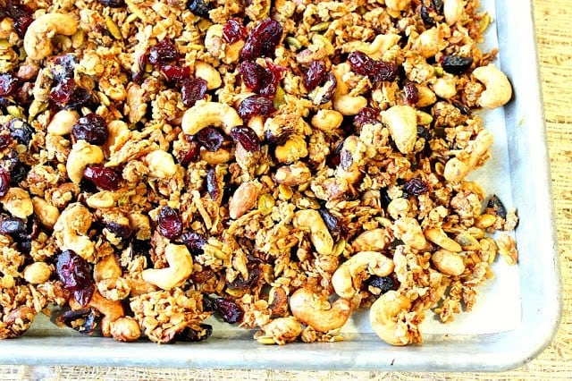 Healthy Nut Lovers Granola