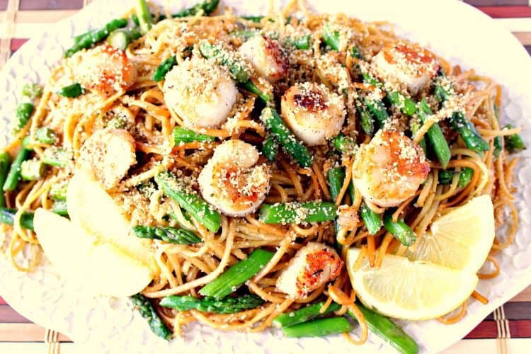 sweet caramelized seared scallops with linguine, asparagus & buttered breadcrumbs