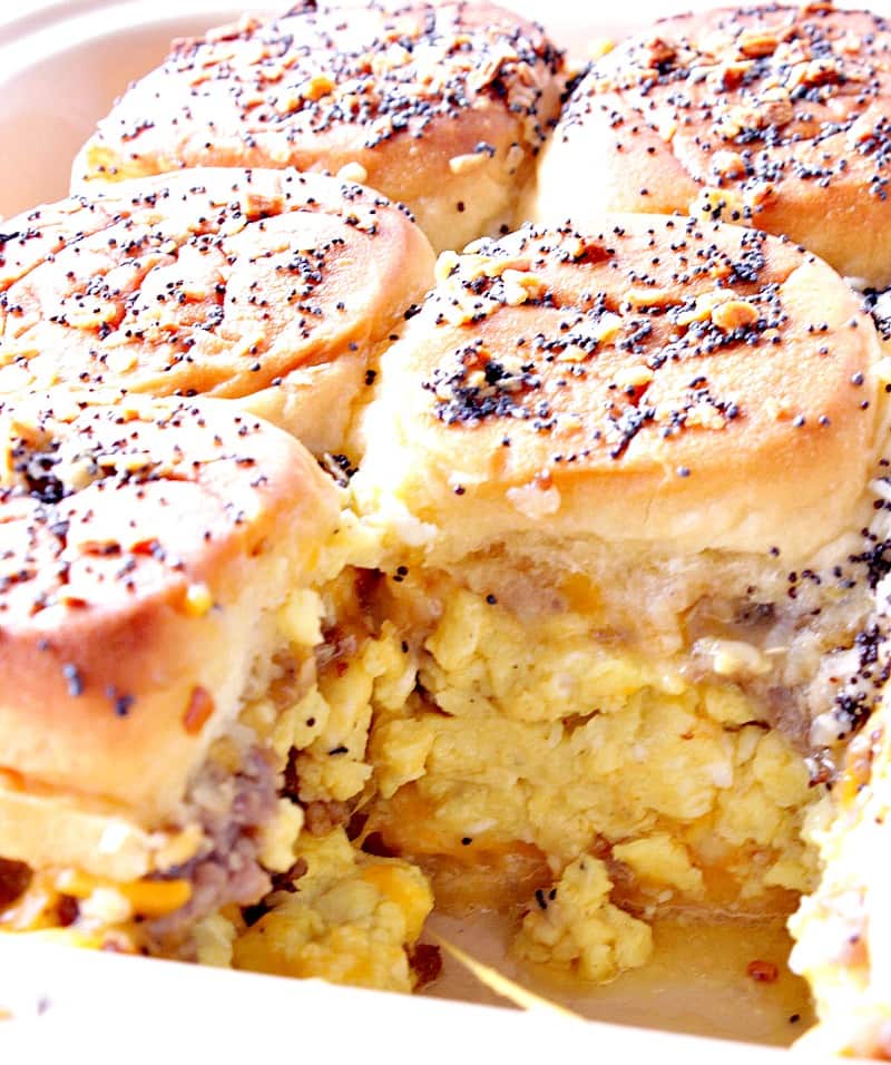 Casserole Dish Image of Breakfast sliders with scrambled eggs and sausage