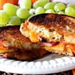 Grilled Cheddar Cheese Sandwich with Caramelized Apples