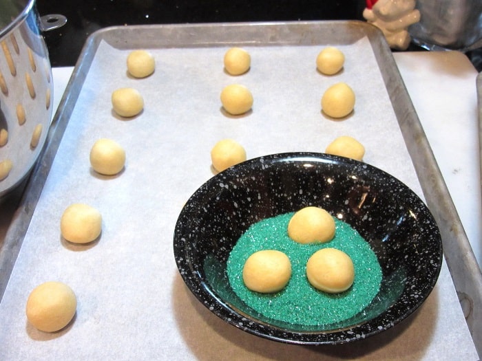 How to make Santa's Favorite Sugar Cookies tutorial photo.