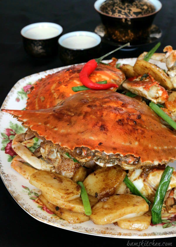 Today's Chinese New Year Recipe Roundup features lots and lots of wonderful homemade dishes that will rival any of your favorite Chinese take-out restaurants! - Kudos Kitchen by Renee - www.kudoskitchenbyrenee.com Chinese New Year Recipe Roundup 2018 - Friday's Featured Foodie Feastings - www.kudoskitchenbyrenee
