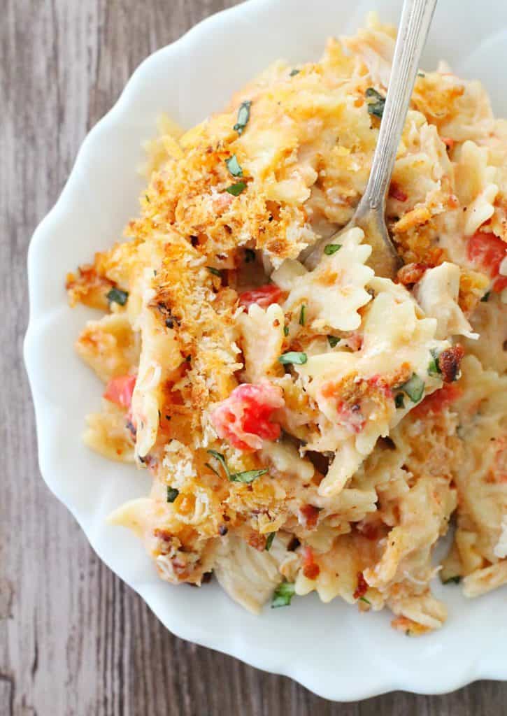 Macaroni & Cheese Recipe Roundup 2018 Friday's Featured Foodie Feastings - www.kudoskitchenbyrenee.com