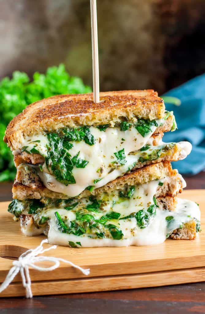 Sandwich Recipe Roundup 2018 for Friday's Featured Foodie Feastings - www.kudoskitchenbyrenee.com