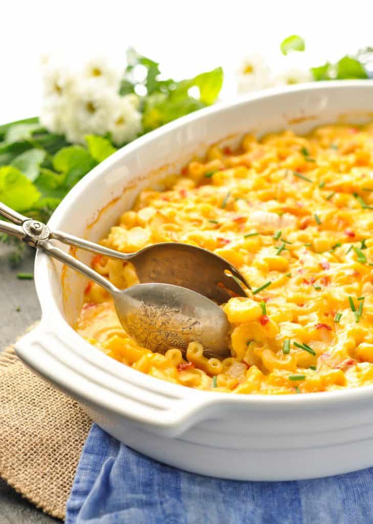 Macaroni & Cheese Recipe Roundup 2018 Friday's Featured Foodie Feastings - www.kudoskitchenbyrenee.com