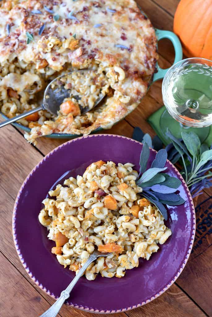 Macaroni & Cheese Recipe Roundup 2018 Friday's Featured Foodie Feastings - www.kudoskitchenbyrenee.com