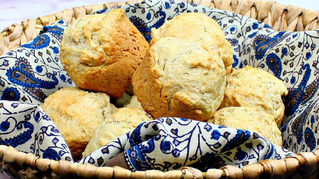 Fast & Easy Beer Bread Biscuits with Herbs - www.kudoskitchenbyrenee.com