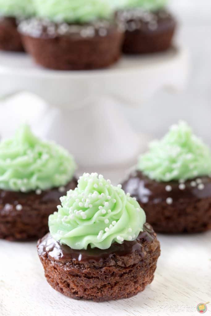 St. Patrick's day recipe image for a popular roundup post.