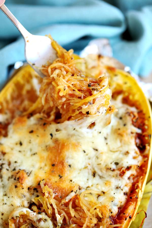 Spaghetti Squash Recipe Roundup for Friday's Featured Foodie Feastings. - www.kudoskitchenbyrenee.com