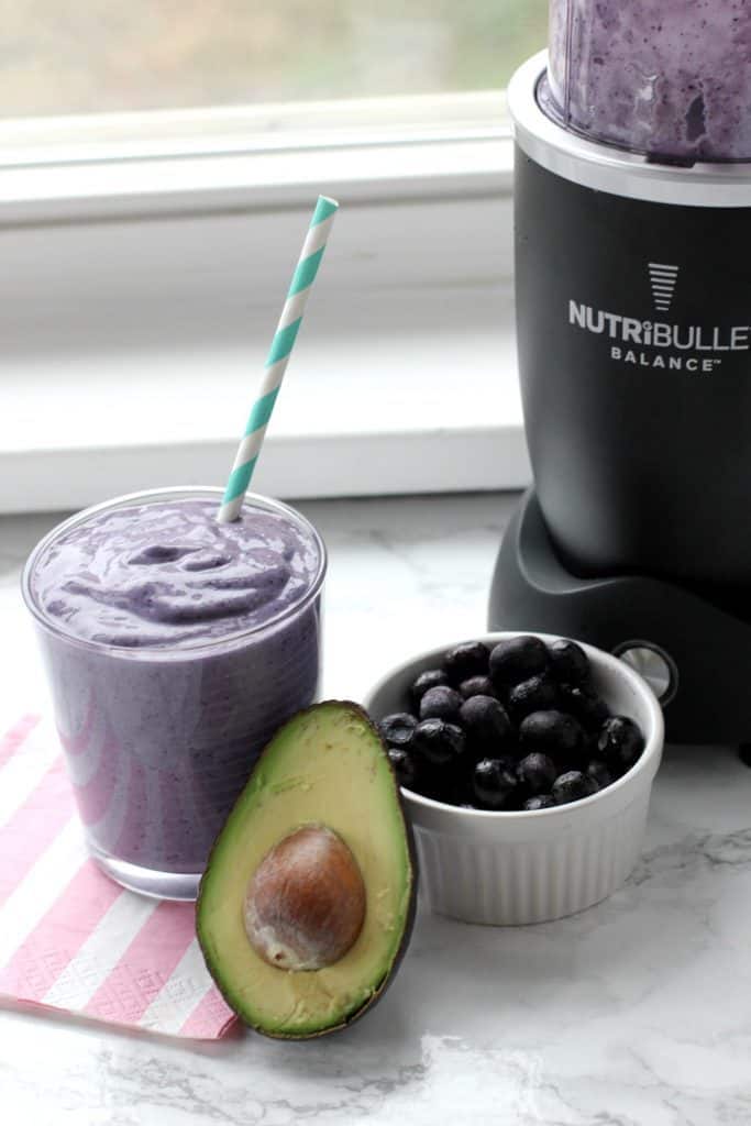 Amazing Avocado Recipe Roundup 2018 for Friday's Featured Foodie Feastings. - www.kudoskitchenbyrenee.com
