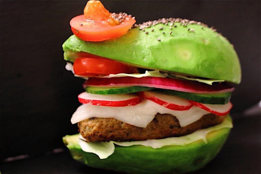 Amazing Avocado Recipe Roundup 2018 for Friday's Featured Foodie Feastings. - www.kudoskitchenbyrenee.com