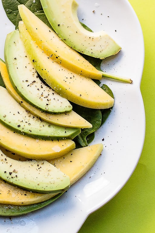 Amazing Avocado Recipe Roundup 2018 for Friday's Featured Foodie Feastings. - www.kudoskitchenbyrenee.com