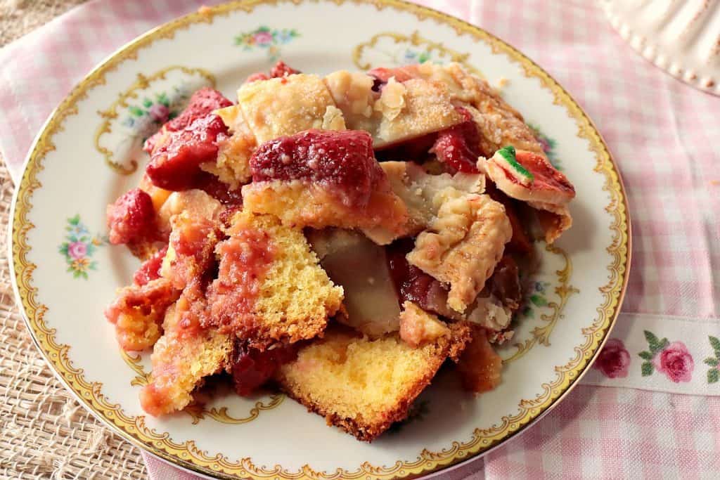 Surprise Strawberry Orange Pie Cake with Cute Lattice Pie Crust Topping - www.kudoskitchenbyrenee.com