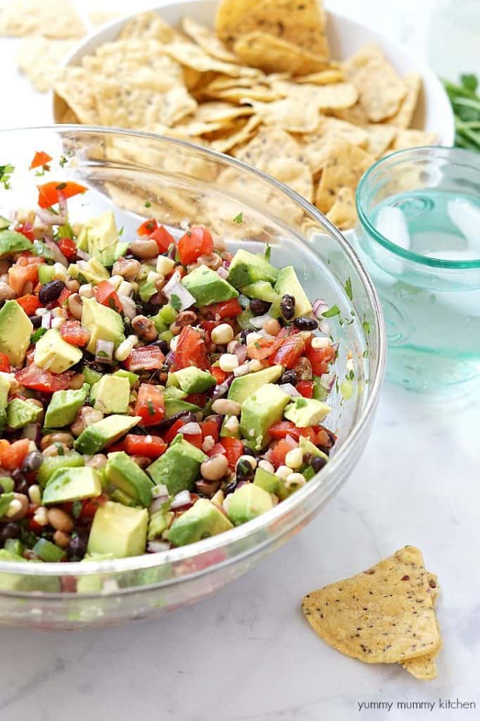 Amazing Avocado Recipe Roundup 2018 for Friday's Featured Foodie Feastings. - www.kudoskitchenbyrenee.com