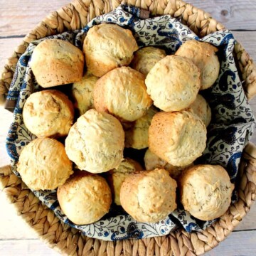 Fast & Easy Beer Bread Biscuits with Herbs - www.kudoskitchenbyrnee.com