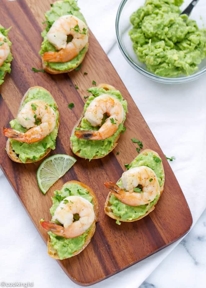 Amazing Avocado Recipe Roundup 2018 for Friday's Featured Foodie Feastings. - www.kudoskitchenbyrenee.com