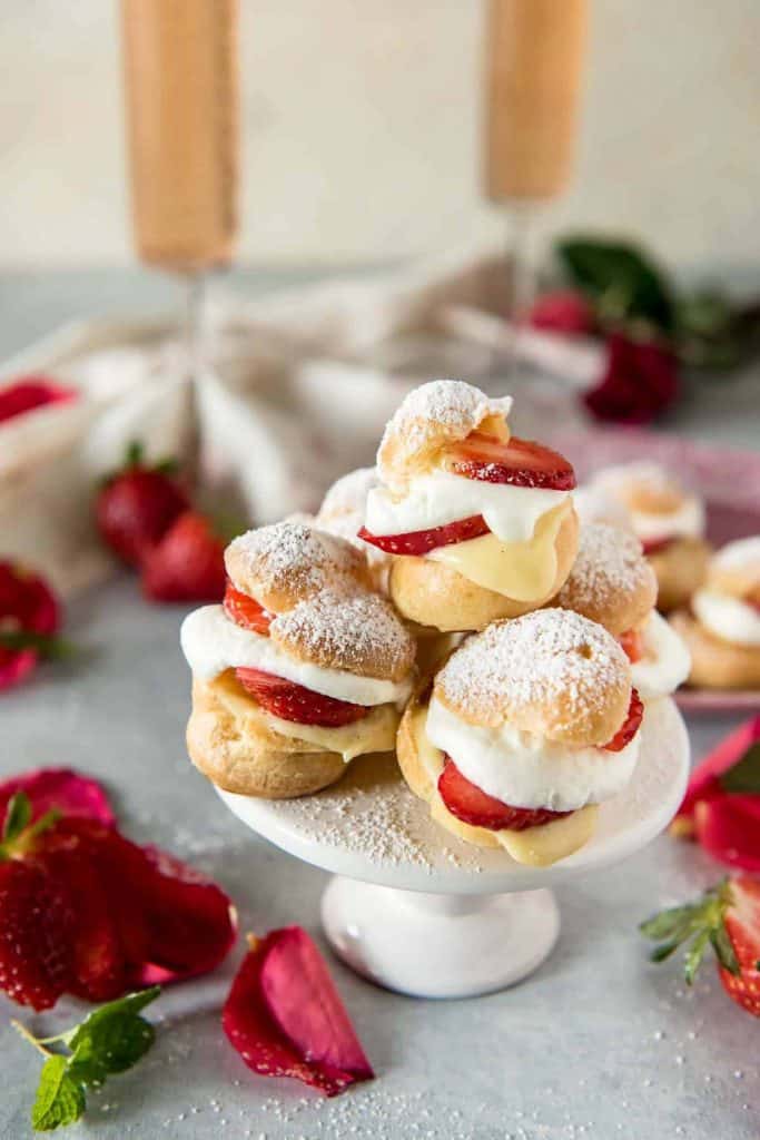 Sensational Strawberry Recipe Roundup 2018 for Friday's Featured Foodie Feastings - www.kudoskitchenbyrenee.com