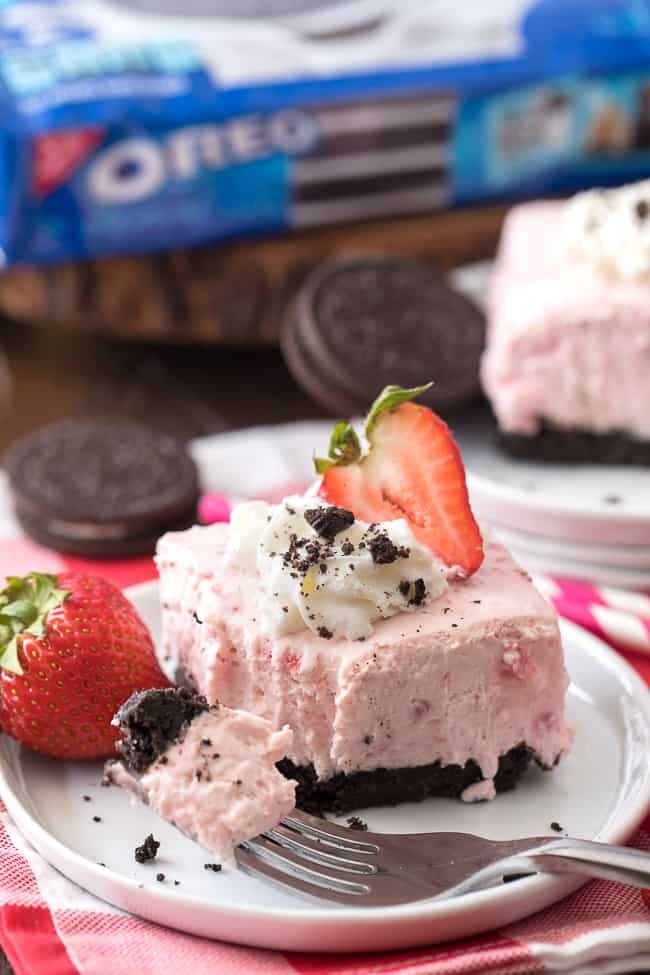 Sensational Strawberry Recipe Roundup 2018 for Friday's Featured Foodie Feastings - www.kudoskitchenbyrenee.com