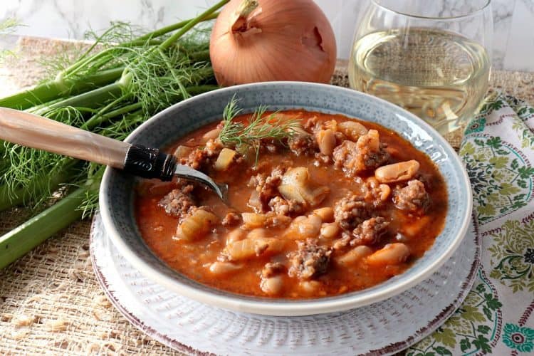 delicioso white bean, fennel & italian sausage soup