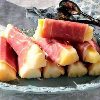 Sweet & Savory Prosciutto Wrapped Pineapple Spears - www.kudoskitchenbyrenee.com