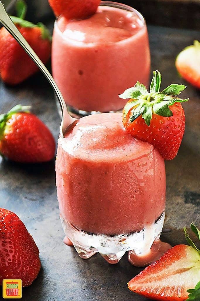 Sensational Strawberry Recipe Roundup 2018 for Friday's Featured Foodie Feastings - www.kudoskitchenbyrenee.com