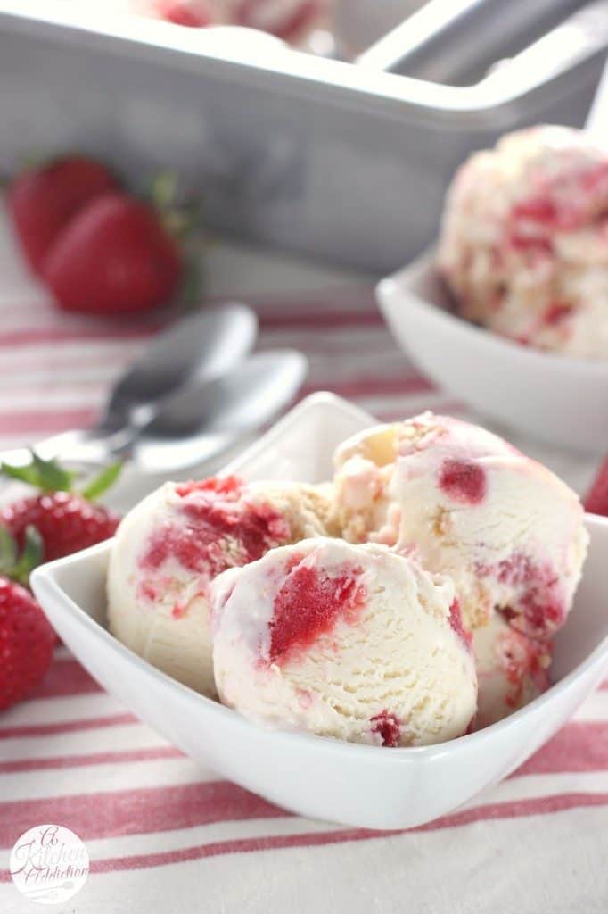 Incredible Ice Cream Recipe Roundup 2018 for Friday's Featured Foodie Feastings - kudoskitchenbyrenee.com