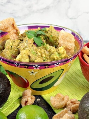 Guacamole with Zero Carb Pork Rind Dippers