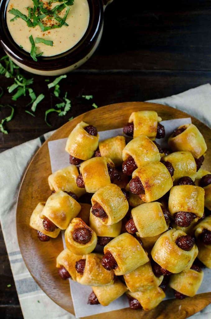 Tailgating Recipe Roundup for Friday's Featured Foodie Feastings - kudoskitchenbyrenee.com